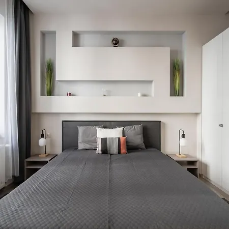 Modern Side By Side Near The Synagogue